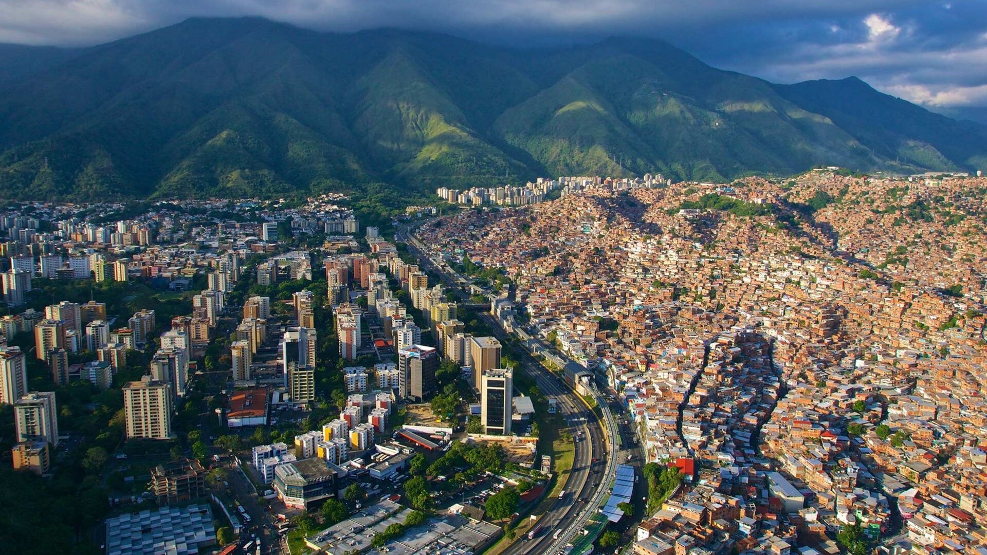Puzzlopedia | Puzzle Caracas, Venezuela