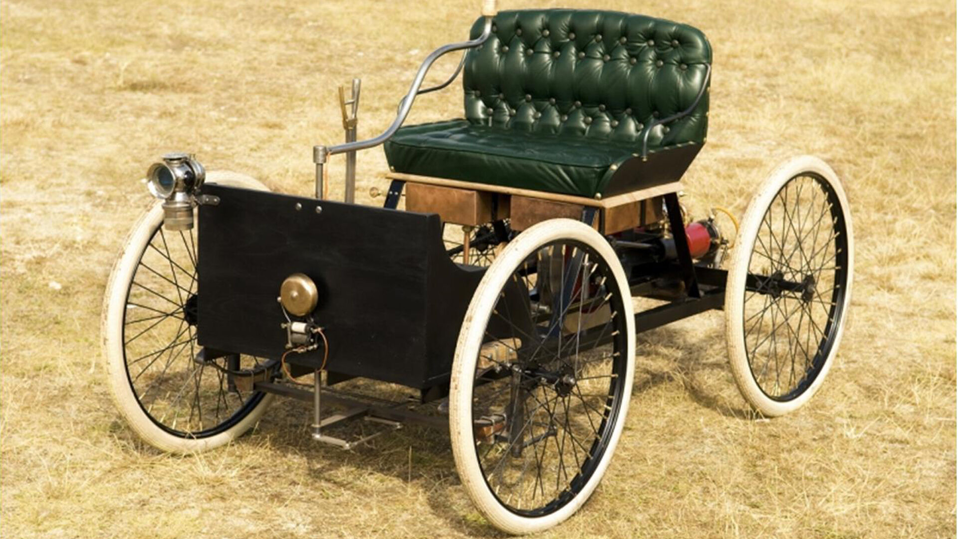 Puzzlopedia | Puzzle Ford Quadricycle
