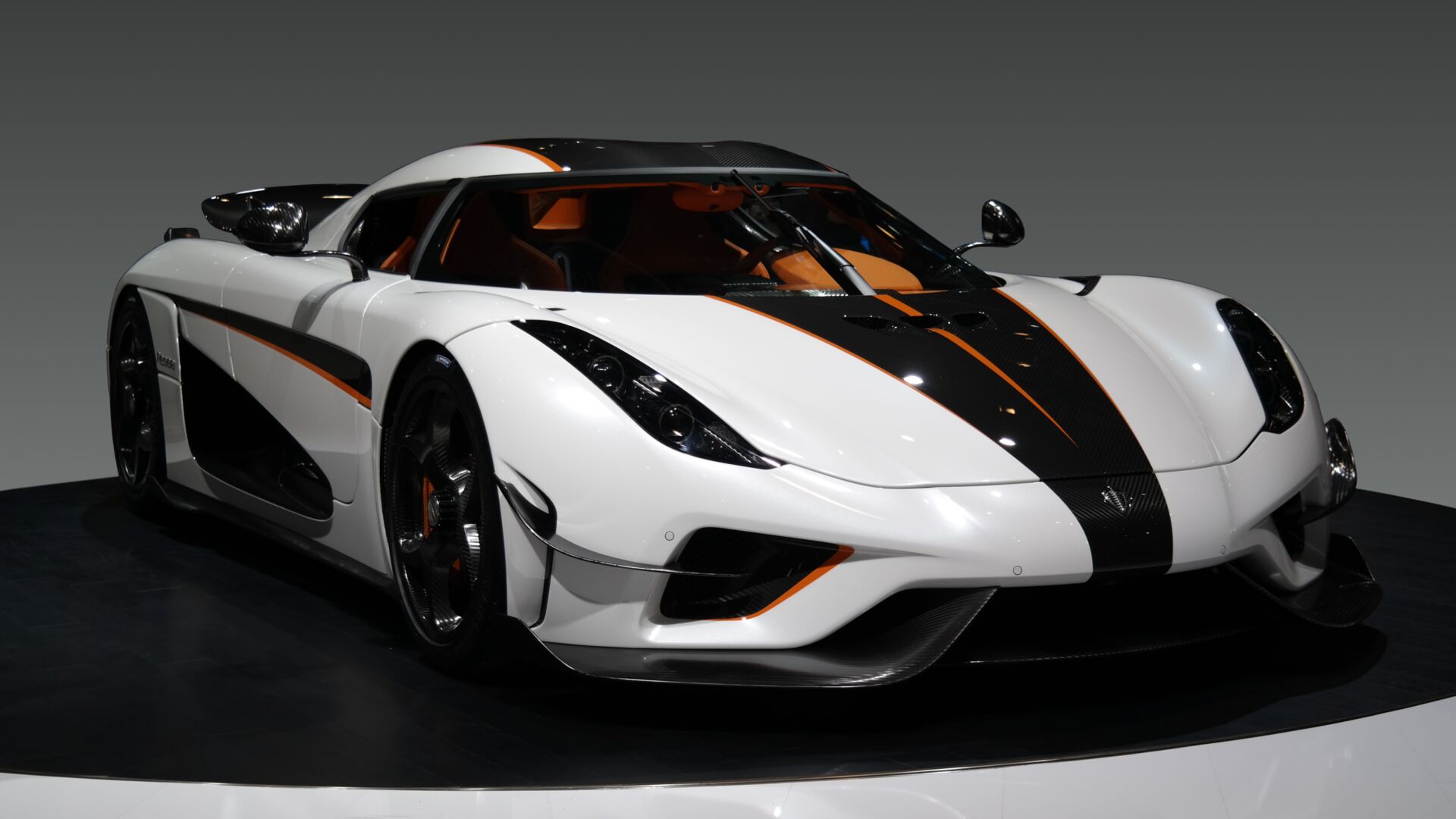 Puzzlopedia | Puzzle Koenigsegg Regera (2015)