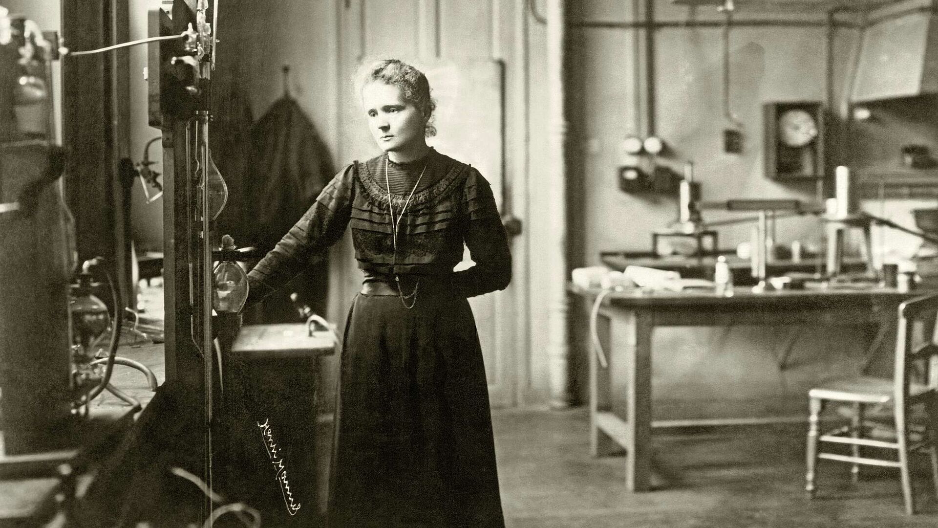 Puzzlopedia | Puzzle Marie Curie