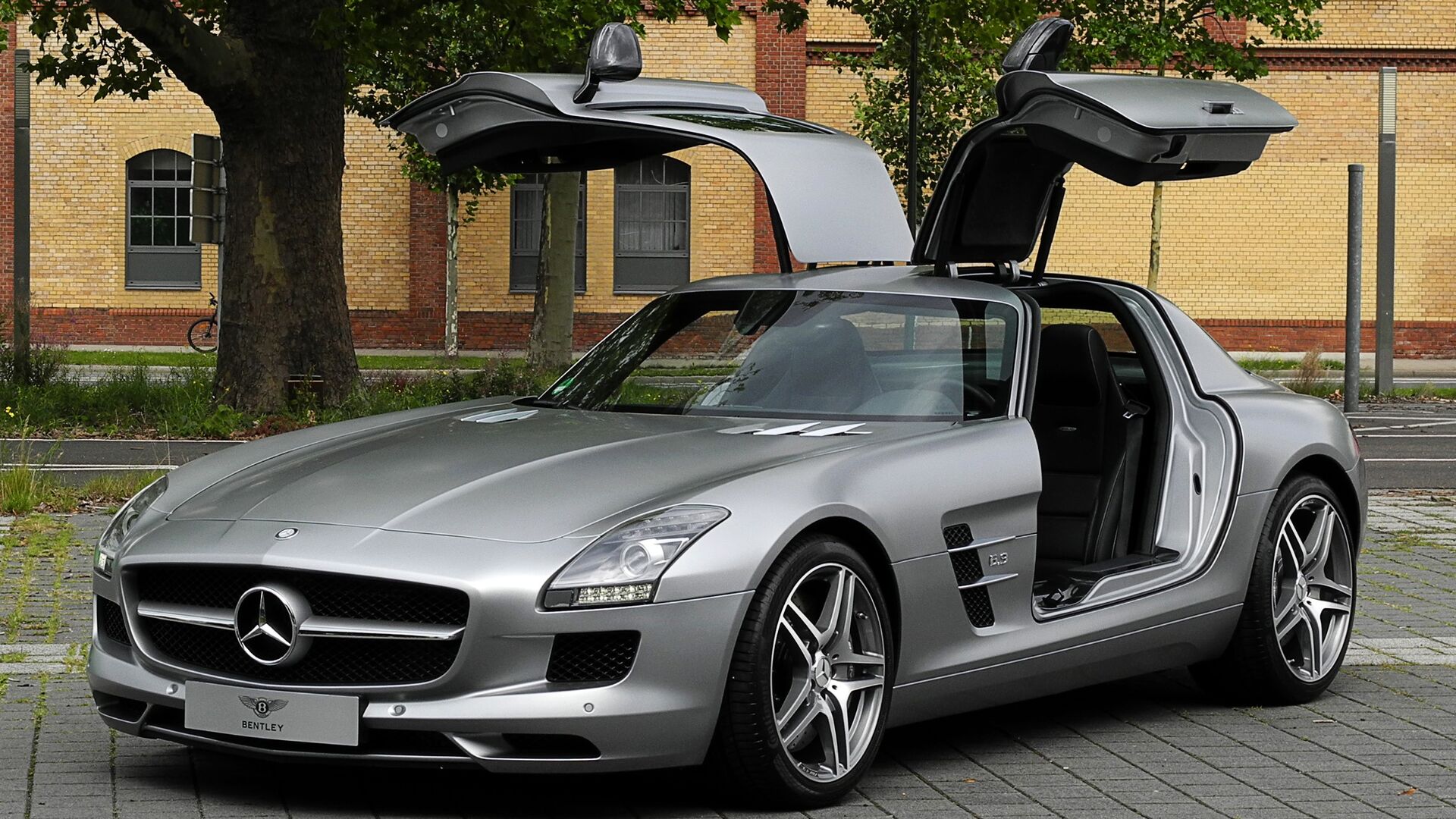 Puzzlopedia | Puzzle Mercedes-Benz SLS AMG (2010)