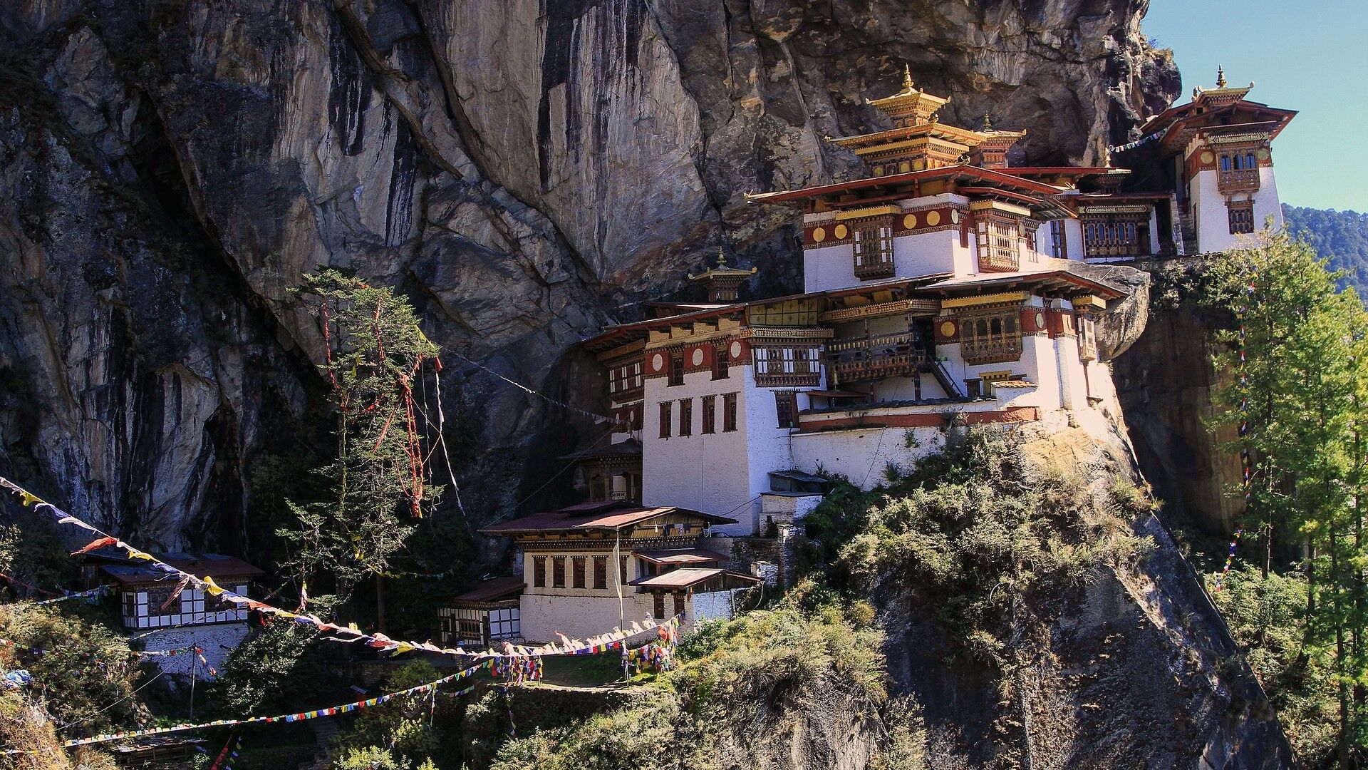 Puzzlopedia | Puzzle Paro Taktsang