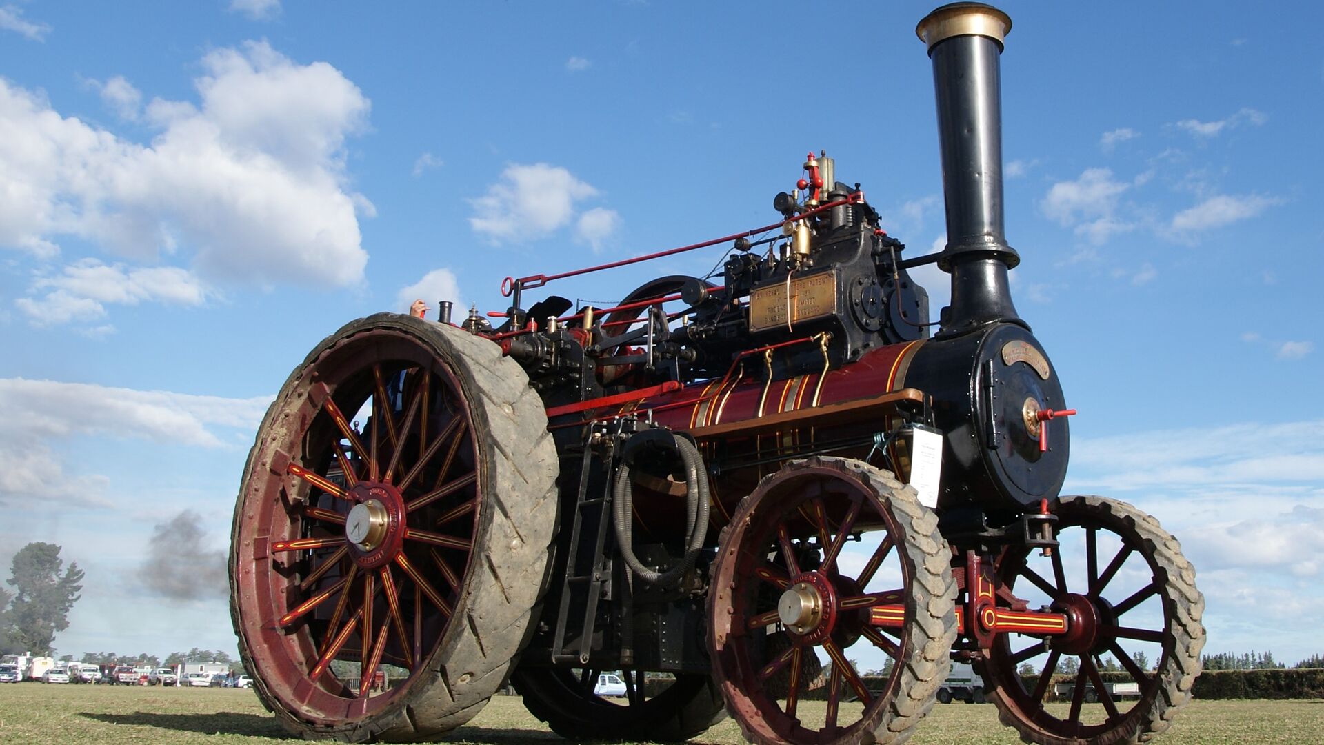 Puzzlopedia | Puzzle Steam-powered tractor