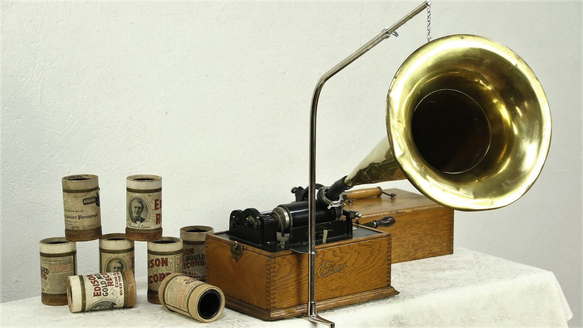Puzzlopedia | Puzzle Thomas Edison's Phonograph