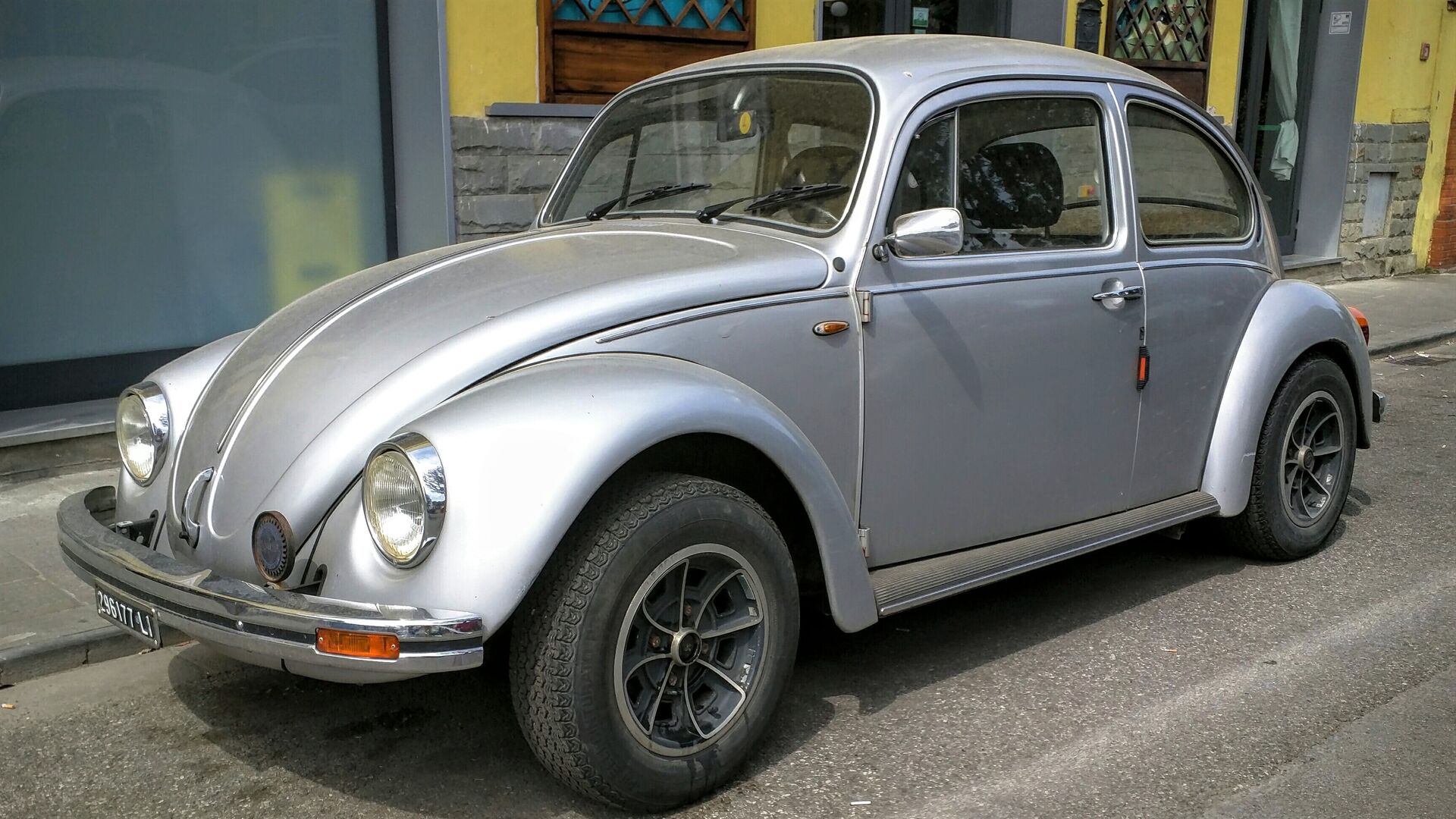 Puzzlopedia | Puzzle Volkswagen Sedan (1946)