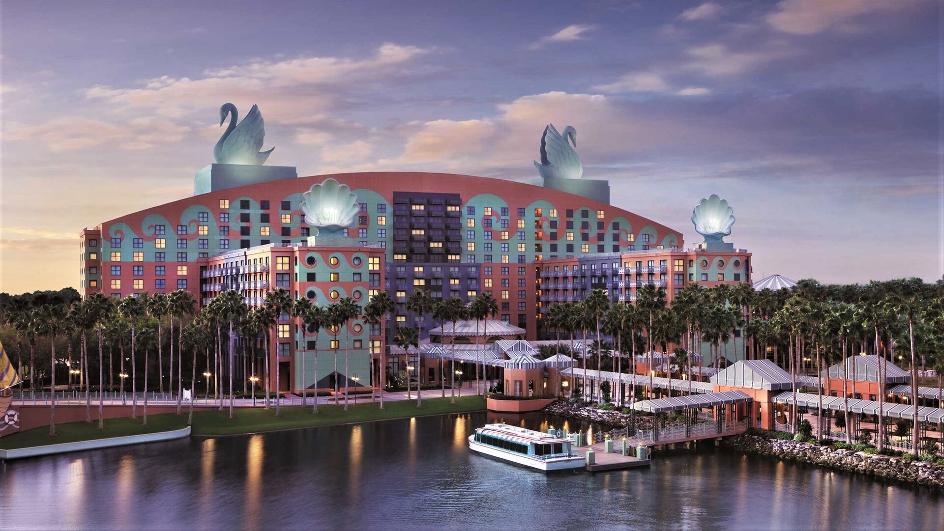 Puzzlopedia | Puzzle Walt Disney World Swan