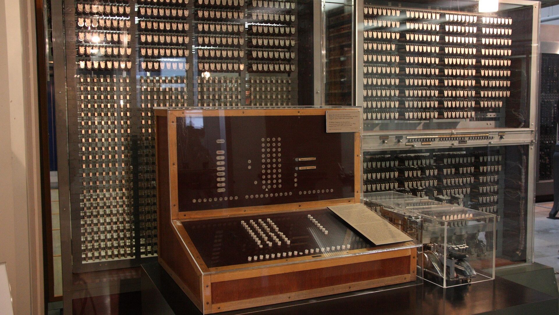 Puzzlopedia | Puzzle Z3 computer