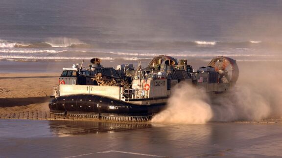 Puzzlopedia | Puzzle Air-cushioned landing craft