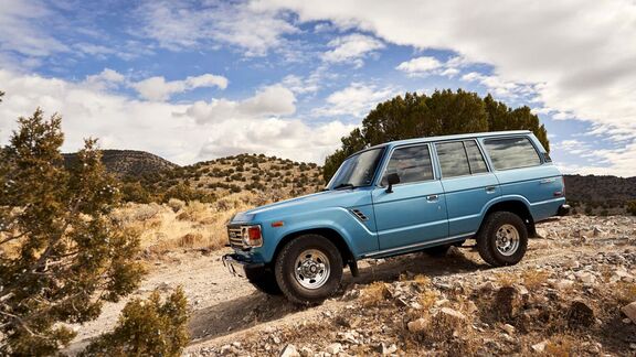 Puzzlopedia | Puzzle FJ60 Land Cruiser (1984)
