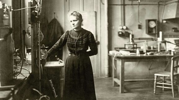 Puzzlopedia | Puzzle Marie Curie
