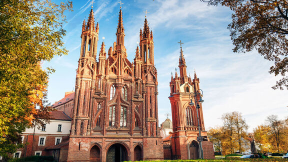 Puzzlopedia | Puzzle St. Anne's Church